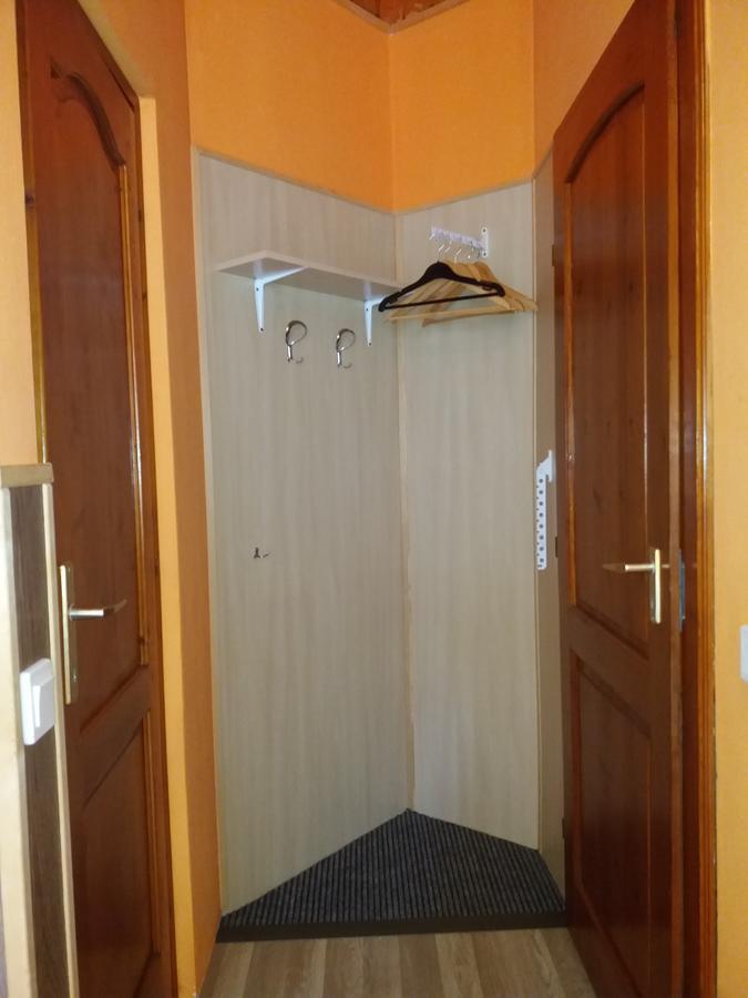 Hajas Familia Kiado Szobak Balatonmariafurdo Ngoại thất bức ảnh